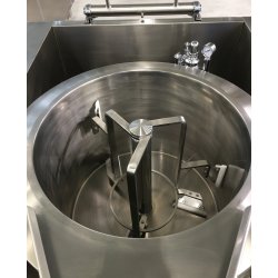 Marmita a gas indirecta con mezclador de 150 Litros PGRM-150 con basculación - 100ºC