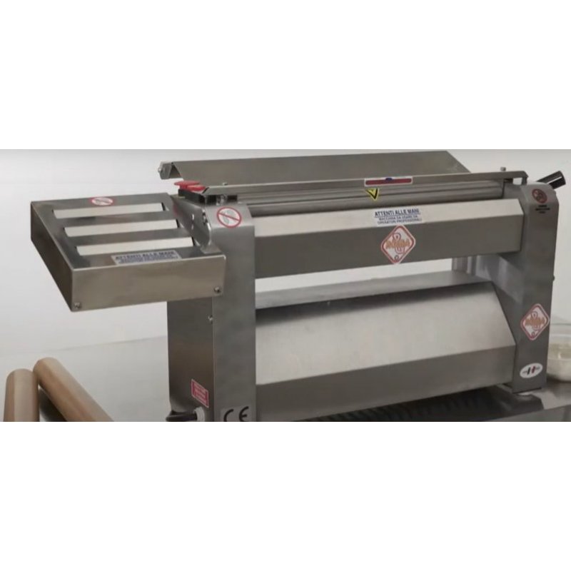 Laminadora con rodillos de madera para pasta o repostería artesana RSF32