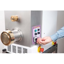 Máquina para hacer pasta fresca VW6. Extrusora de producción 19 Kg/h