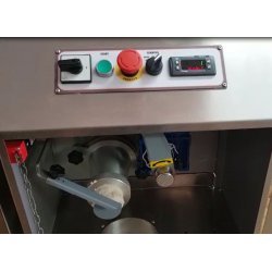 Porcionadora de 50 a 800 gr de masa para pizzería y panadería. Hidratación hasta el 55-60%