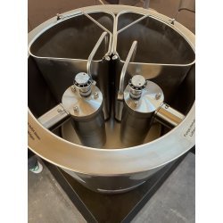 Montadora de nata 2x6 litros Mussana Duo Panel de mando central con porcionado y lavado automático
