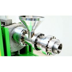 Extractor de aceite industrial por prensado en frío de semillas y frutos secos LCNF6000P