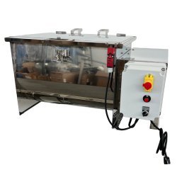 Maquina profesional para hacer mantequilla y suero de mantequilla. Mantequera batidora CZ100 con cuba de 100 litros
