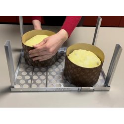 Bandeja con soporte para Panettone y Colomba. Pequeñas producciones