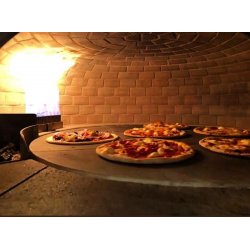 Horno para pizza Napolitana a leña, gas, pellets o combinado. Mosaico naranja