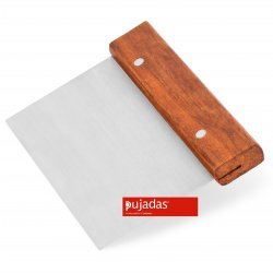 Rasqueta rectangular. Mango de madera - Largo: 11,3 cm.Medidas de la pala: 15,2 x 7,6 cm.